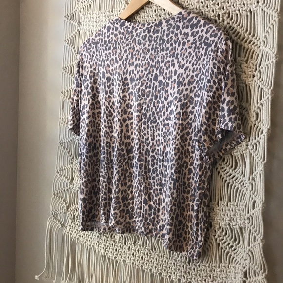Honeydew Leopard print cropped XS tee shirt - Picture 4 of 4